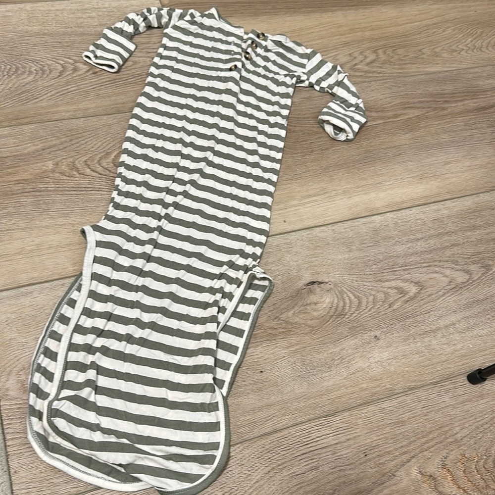 Lou Lou and company knitted baby gown / pijama